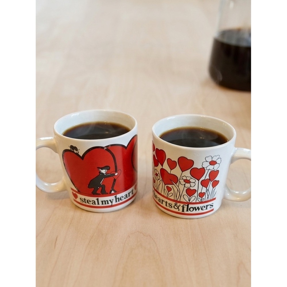 Vintage ARTMARK Heart Mug Set, Love Coffee Cups, Hearts & Flowers In Boxes